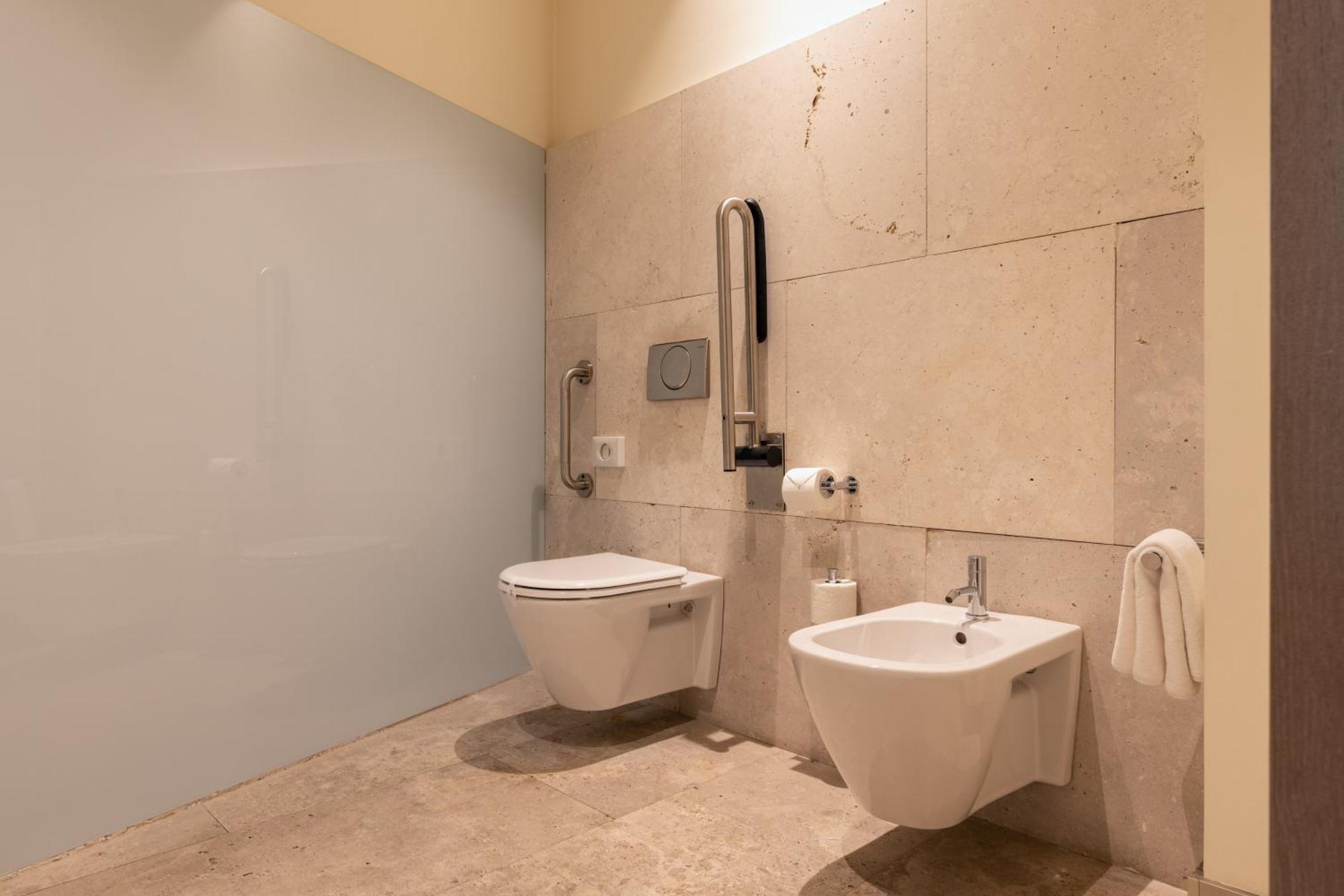 Parador De Alcalá de Henares Eksteriør billede