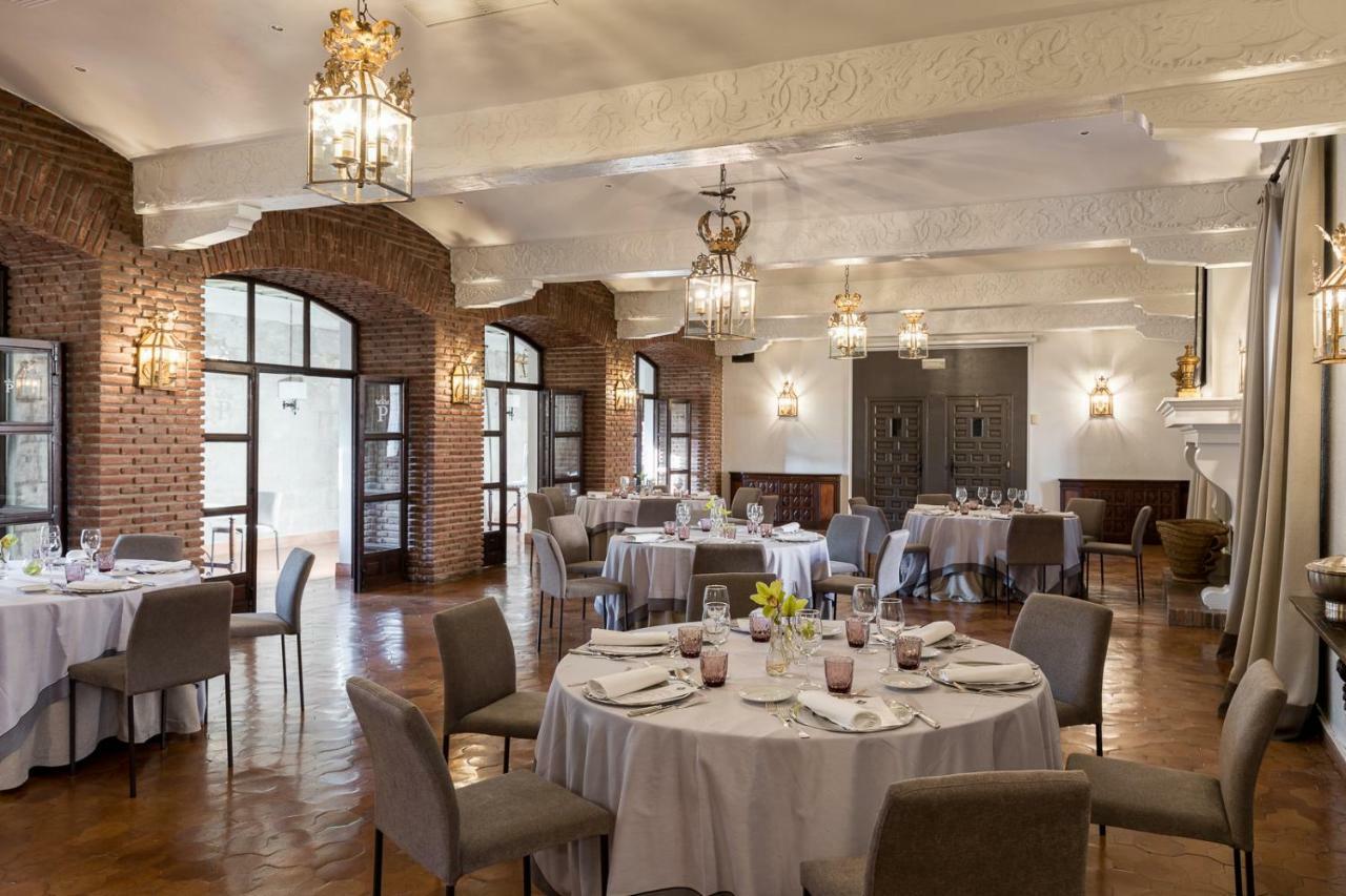 Parador De Alcalá de Henares Eksteriør billede